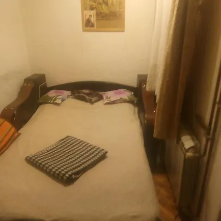 Apartment Lazovic *